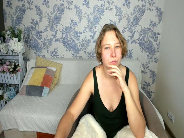 Live sex webcam photo for JaneCliff #274861489