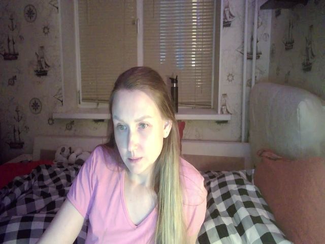 Live sex webcam photo for JaneGrey111 #271688597