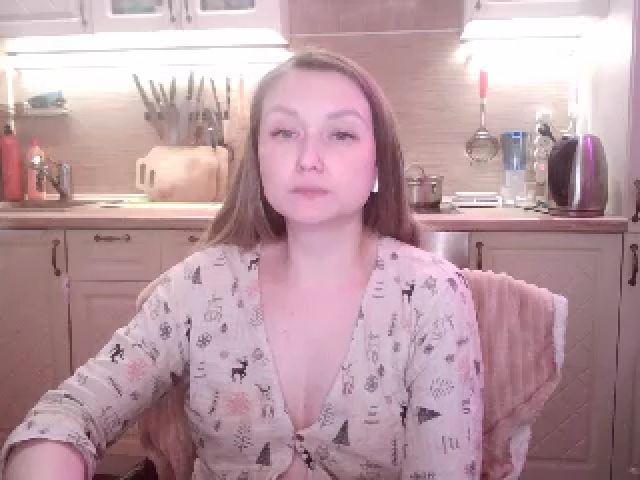 Live sex webcam photo for JaneGrey111 #271784982