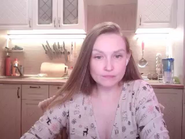 Live sex webcam photo for JaneGrey111 #272124174