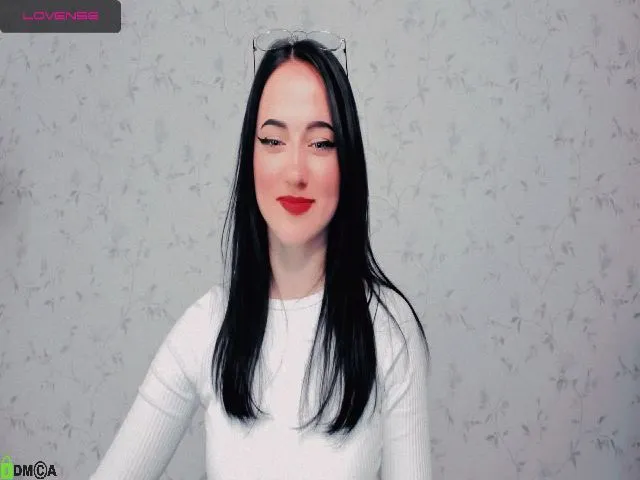 Live sex webcam photo for JaneJuicy #273367835