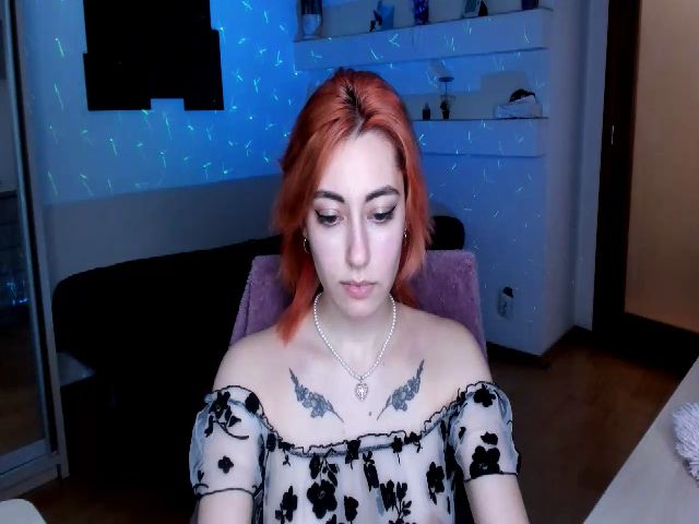 Live sex webcam photo for JaneKravis #271956296