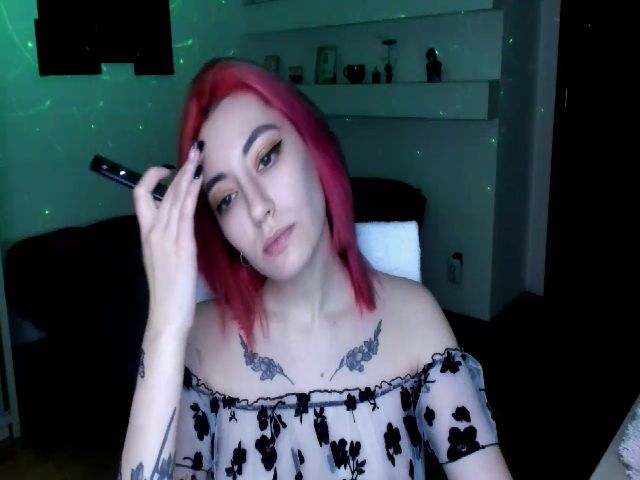 Live sex webcam photo for JaneKravis #272246184