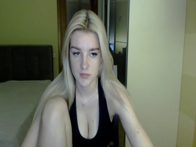 Live sex webcam photo for JaneMols #272026208