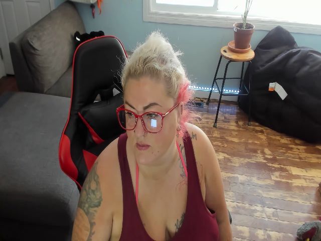 Live sex webcam photo for Janrubygirl #272321177