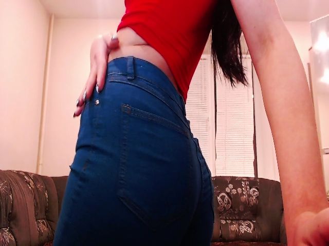 Live sex webcam photo for JasmineWave #272154714