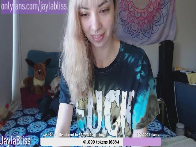 Live sex webcam photo for JaylaBliss #272657762