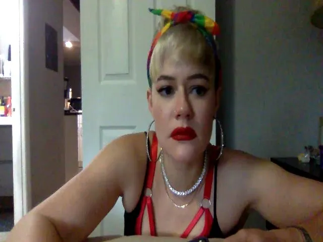 Live sex webcam photo for JazzViolette #273913475