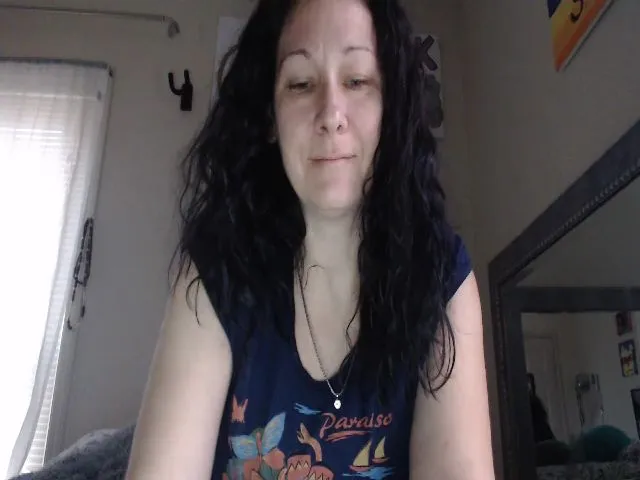 Live sex webcam photo for Jazzell28 #271876559