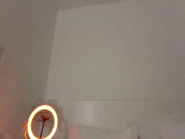 Live sex webcam photo for Jendrizzy #274617829
