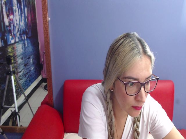 Live sex webcam photo for Jenifer_b #272045953