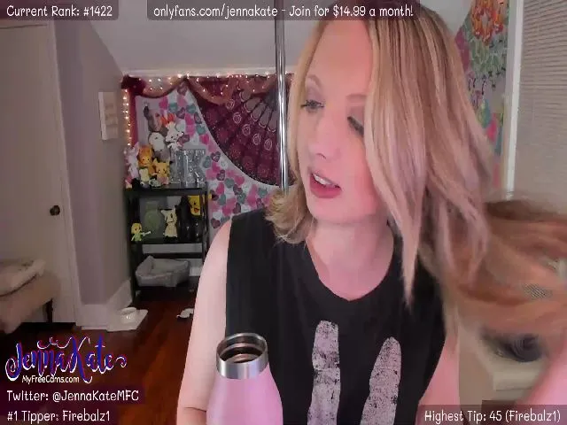 Live sex webcam photo for JennaKate #272171030