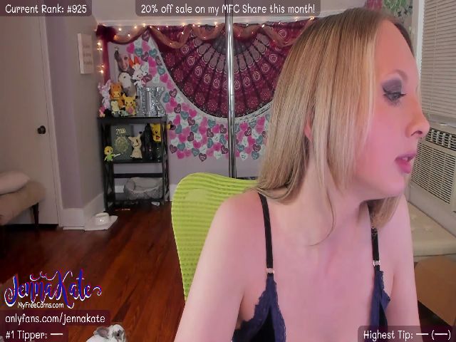 Live sex webcam photo for JennaKate #272682442