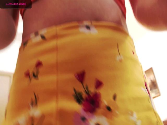 Live sex webcam photo for Jenna_Leen #272009120