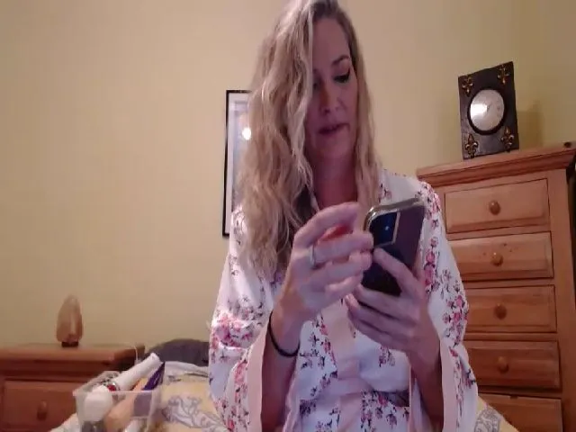 Live sex webcam photo for Jenna_Love #272675253