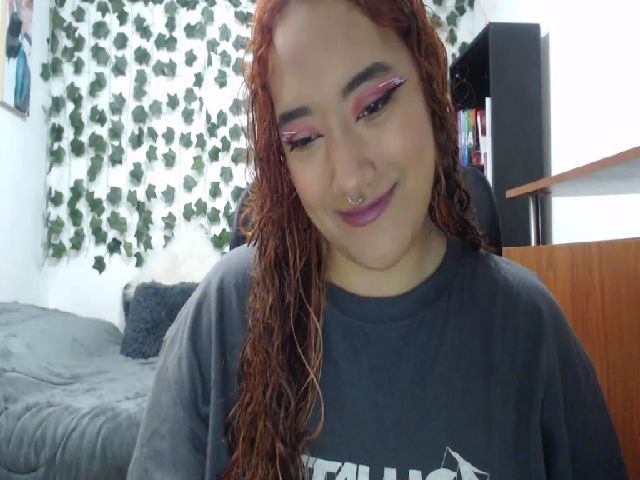 Live sex webcam photo for Jennaa_sweet #272710880