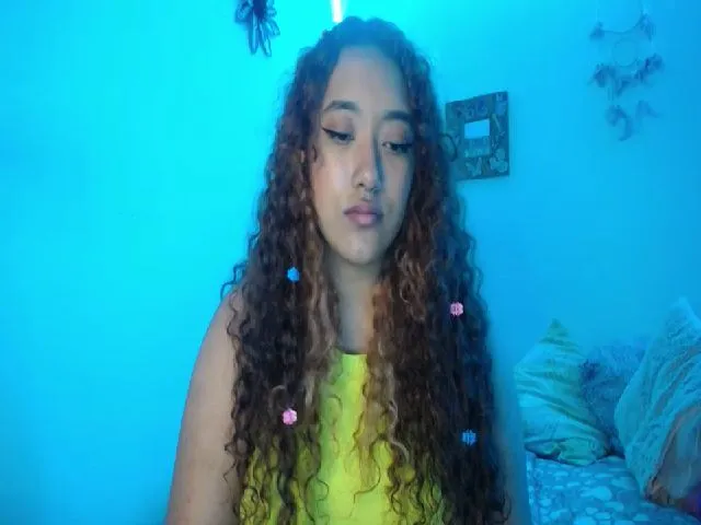 Live sex webcam photo for Jennaa_sweet #272830913