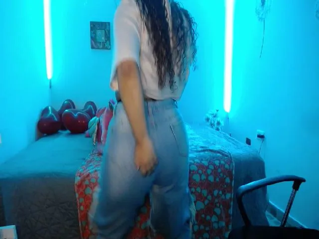 Live sex webcam photo for Jennaa_sweet #272852998