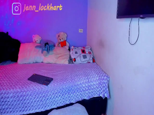 Live sex webcam photo for Jenndy_ #272074139