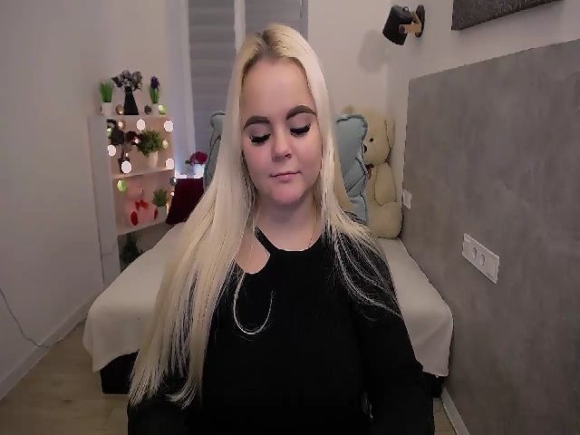 Live sex webcam photo for Jenni__fer #271753917