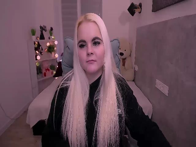 Live sex webcam photo for Jenni__fer #271797261