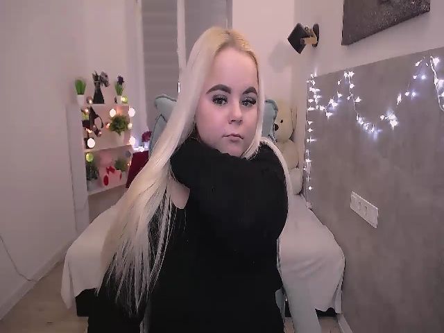 Live sex webcam photo for Jenni__fer #271984544