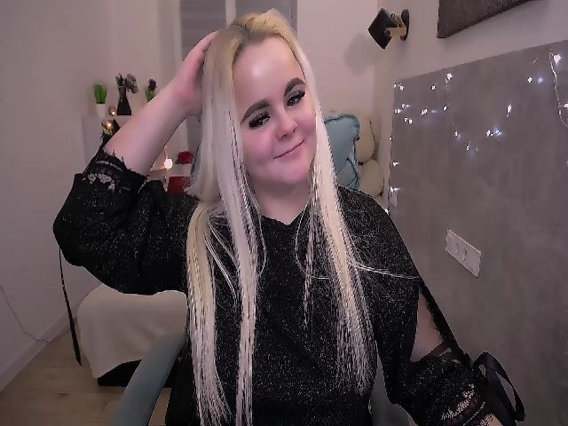 Live sex webcam photo for Jenni__fer #272129336