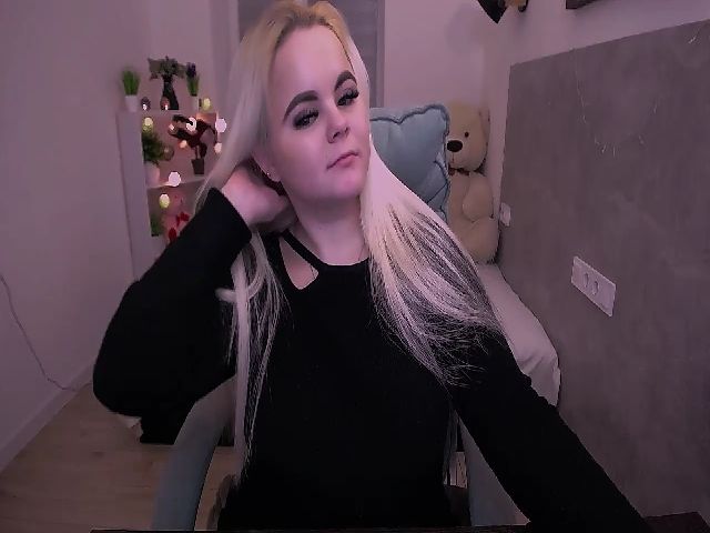 Live sex webcam photo for Jenni__fer #272168855