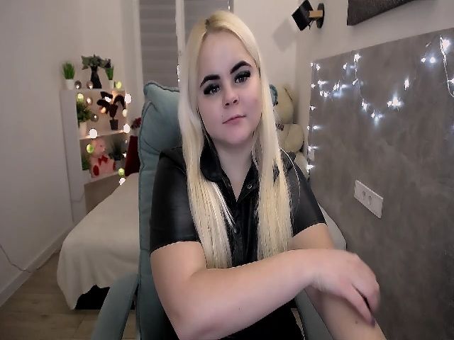 Live sex webcam photo for Jenni__fer #272521261