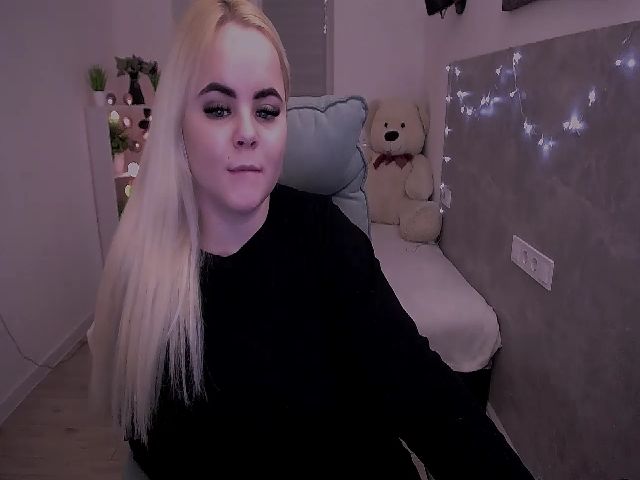 Live sex webcam photo for Jenni__fer #272534519