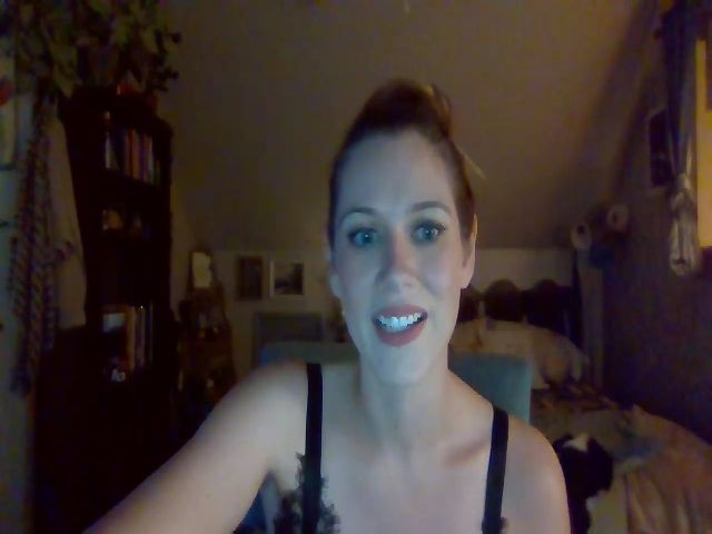 Live sex webcam photo for JennyLights #274992230