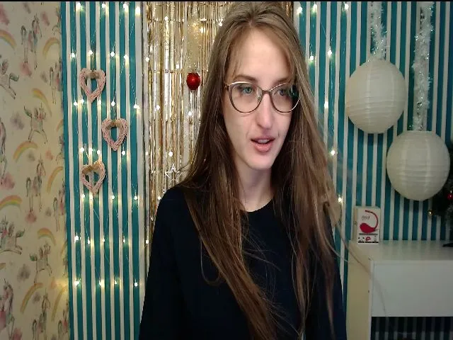 Live sex webcam photo for JennyLovelyS #271695729