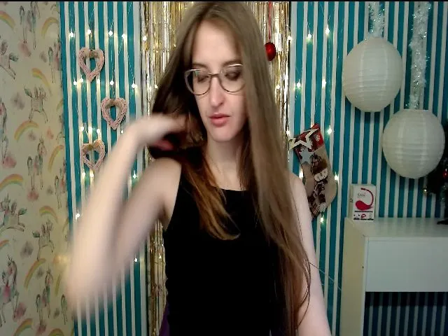 Live sex webcam photo for JennyLovelyS #271697860