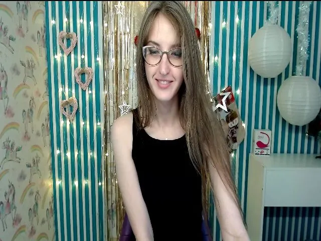 Live sex webcam photo for JennyLovelyS #271701430