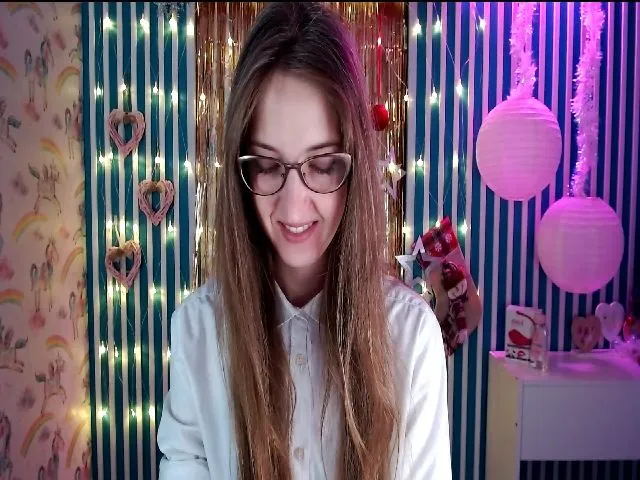 Live sex webcam photo for JennyLovelyS #271783550