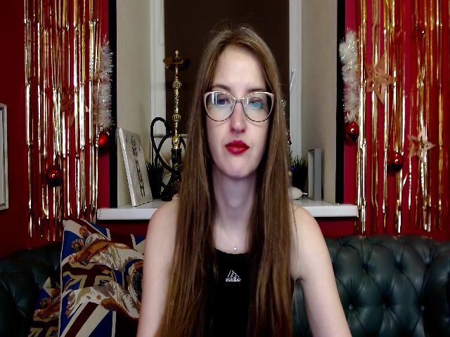 Live sex webcam photo for JennyLovelyS #272055759
