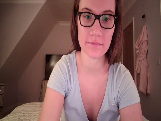 Live sex webcam photo for JennyMFC #271832335