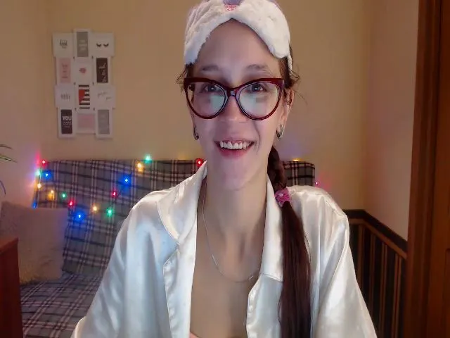 Live sex webcam photo for Jeroyle #274520264