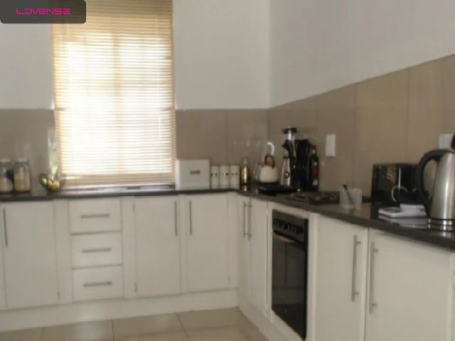 Live sex webcam photo for JessBunz #272617641