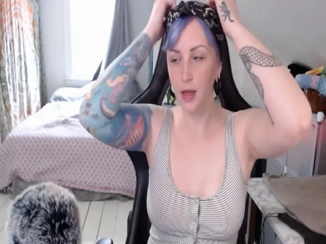 Live sex webcam photo for JesseDanger #273024580