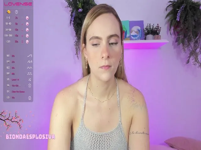 Live sex webcam photo for Jessferragni #274345582