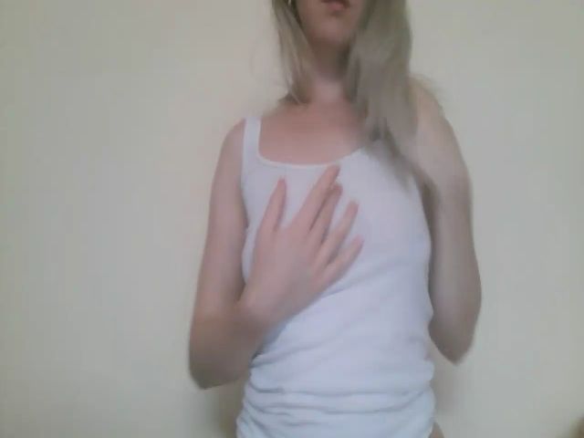 Live sex webcam photo for JessicaG5 #274052897