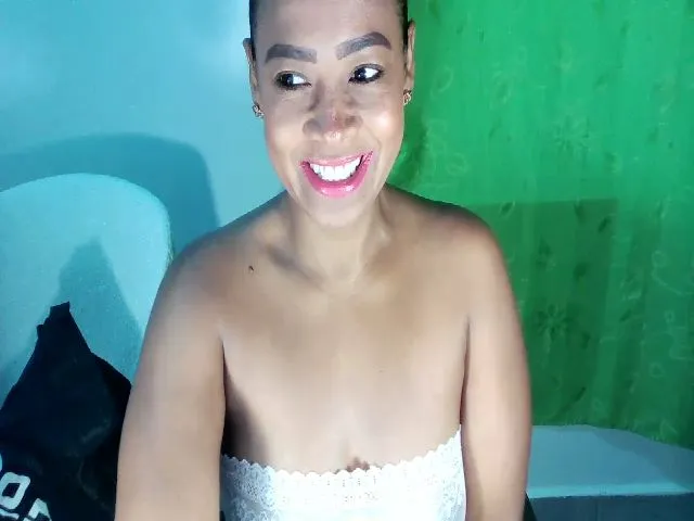 Live sex webcam photo for JessicaLondon #271695923