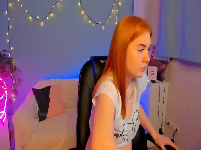 Live sex webcam photo for JessicaRolls #273139666