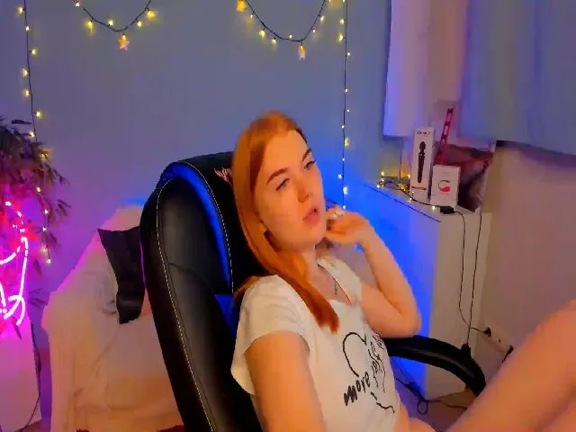 Live sex webcam photo for JessicaRolls #273139744