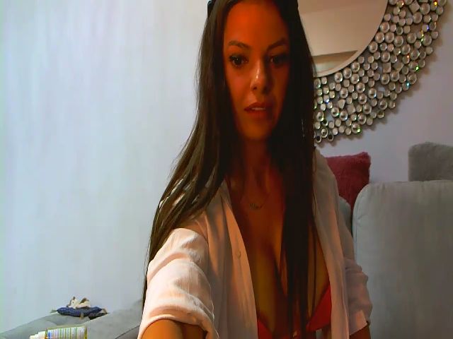 Live sex webcam photo for JessicaSweet7 #273543173