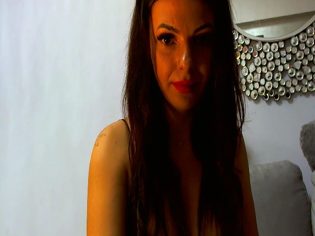 Live sex webcam photo for JessicaSweet7 #273745845