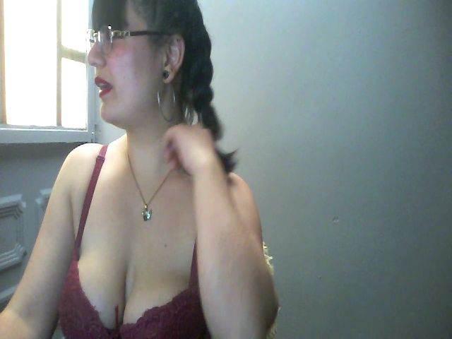 Live sex webcam photo for Jessicajons94 #273657033