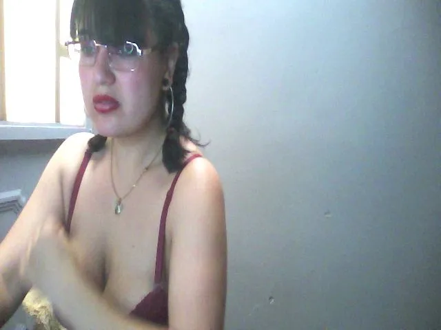 Live sex webcam photo for Jessicajons94 #273657072