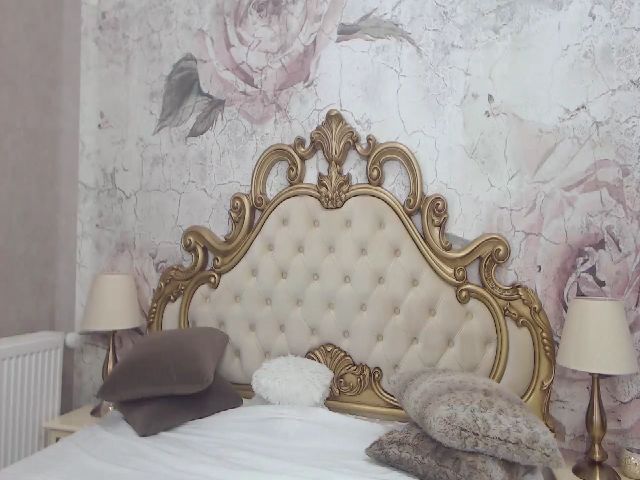 Live sex webcam photo for JessieJace #272758990